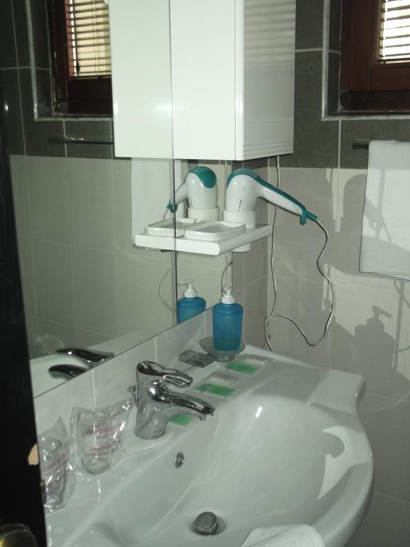 Hotel Beograd Lukavica Rom bilde